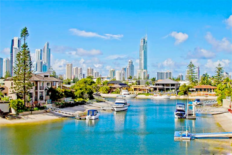 Commercial Painters in Bundall